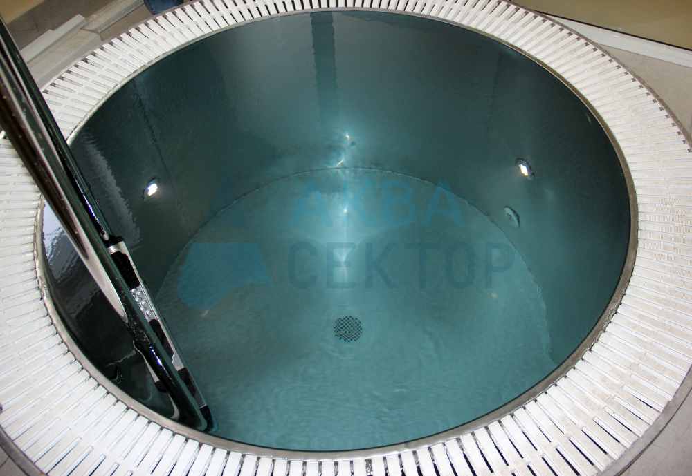 Round plunge tub D 1,6 м