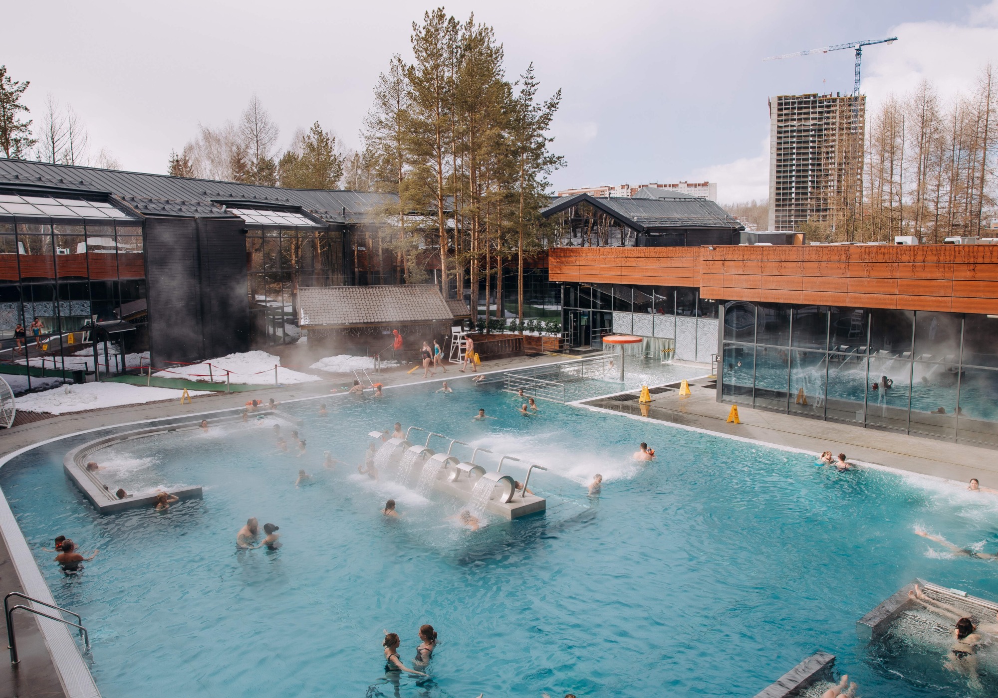 5 интересных общественных бассейнов